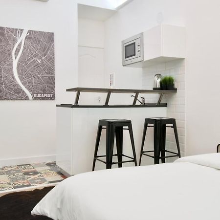 Standard Apartment By Hi5 - Nagysandor Street Будапеща Екстериор снимка